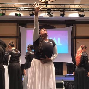 Meet your Posher, Carrie